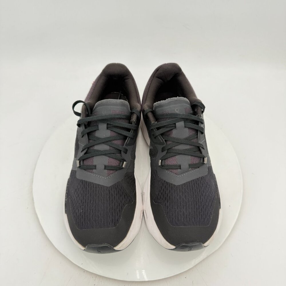 On Cloudpulse Swiss Engineering Women Size 10 Black White Training Shoes - Picture 3 of 11